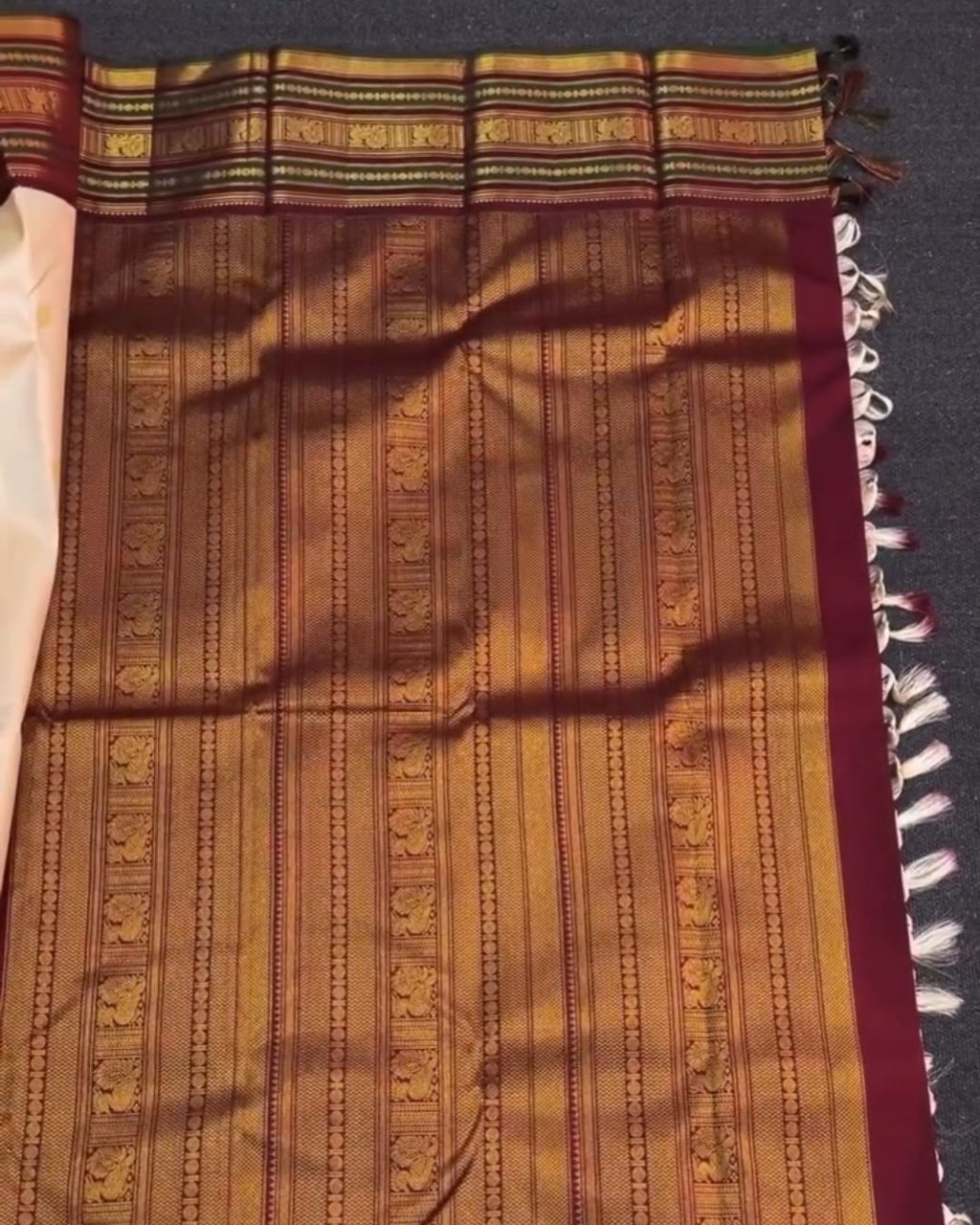 Ven Pattu Saree